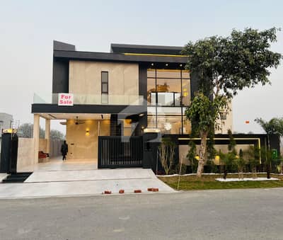 01 Kanal Luxury Ultra Modern House DHA Phase 7, Lahore. Near McDonald Park