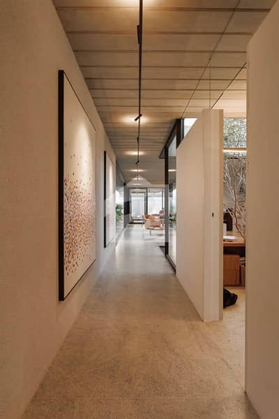 1000 Yards Commercial / Office Use House For Rent In Immaculate Condition Boasting Carpeted Space Of 15000 Sqft Located In Block 6 PECHS Off Shahrah-e-Faisal