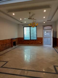 Ground Floor For Rent in G-13 (10 Marla)