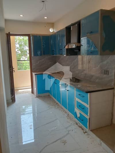 RAND NEW 3 BEDS D. D PARKING 2ND FLOOR  DHA PHASE 6 KARACHI.