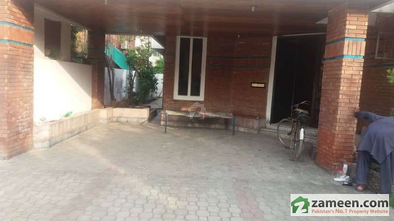 Dha Phase 2 1 Kanal Single Storey House For Rent Near Park, Mosque, Market Reasonable Rent