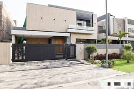 1 Kanal Slitely Used Ultra Modern Style Original Condition Owner Built House Available For Sale In Wapdatown Phase 1 Lahore