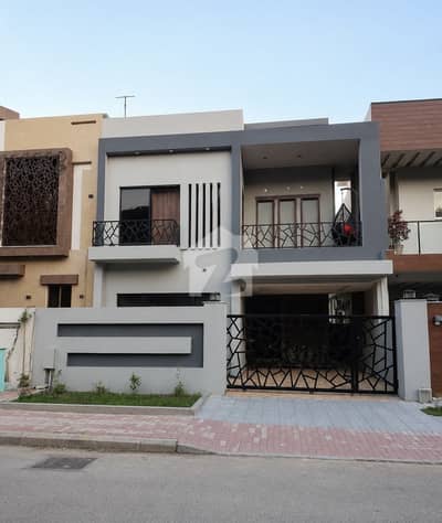10 Marla Great Condition almost New House for Sale| Prime Location| Bahria Town
