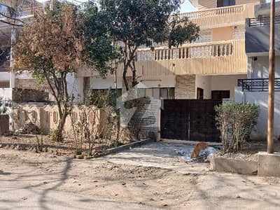 G9/4,3050,Top Location House Near Metro Station G9/4,3050,Top Location House Near Metro Station