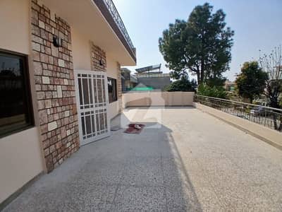 G9/4,30*50,Top Location House Near Metro Station