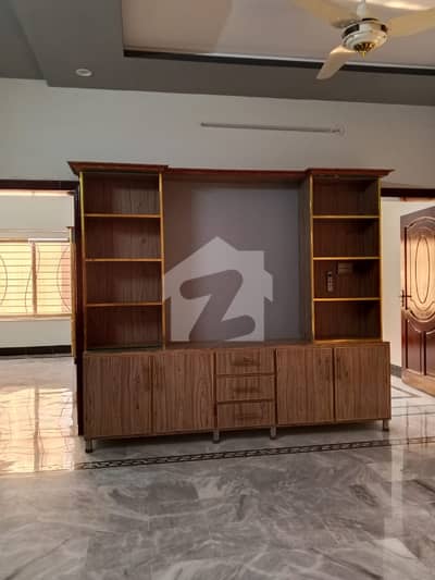 پاکستان ٹاؤن - فیز 1 پاکستان ٹاؤن,اسلام آباد میں 2 کمروں کا 9 مرلہ بالائی پورشن 55.0 ہزار میں کرایہ پر دستیاب ہے۔
