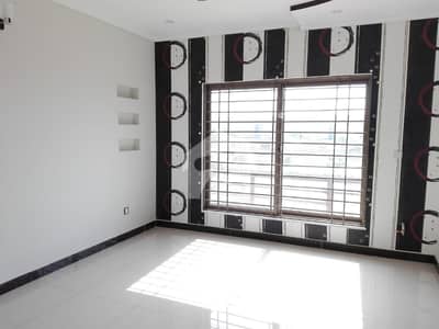 1800 Square Feet House For sale In G-11 G-11