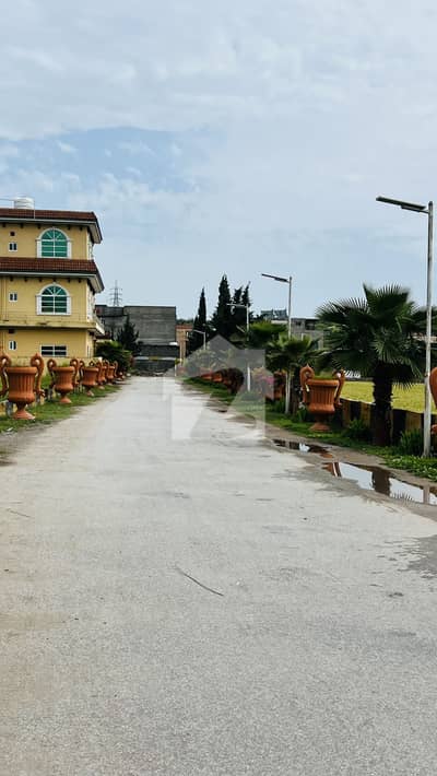 13.5 Marla Plot Available For Sale