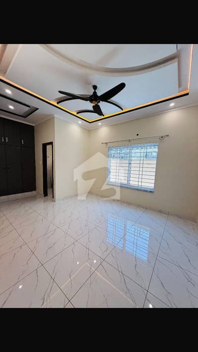 In Jinnah Gardens Phase 1 Upper Portion For Rent Sized 7 Marla
