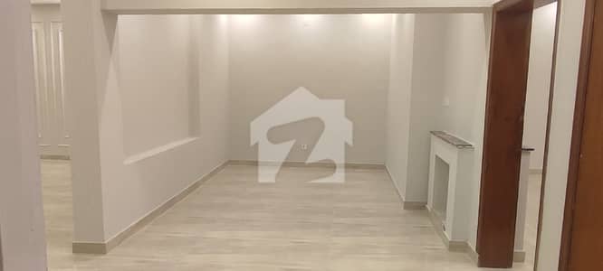 Unoccupied Lower Portion Of 5400 Square Feet Is Available For rent In I-8