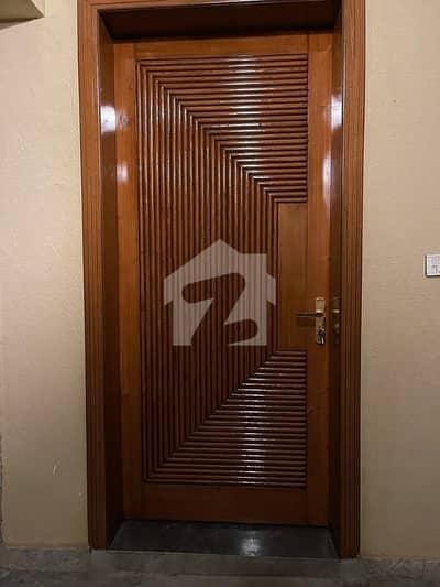 HOUSE FOR RENT IN F-8