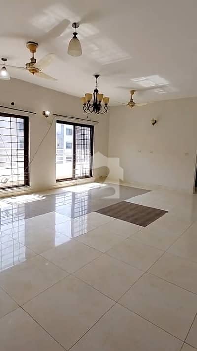 3 Bed Room Apartment In Askari 11 Lahore