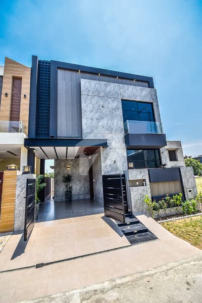 5 Marla Modren Designer House For Sale In DHA