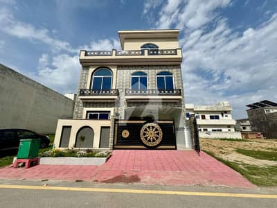 8 MARLA LUXURY HOUSE FOR SALE IN FAISAL TOWN BLOCK A