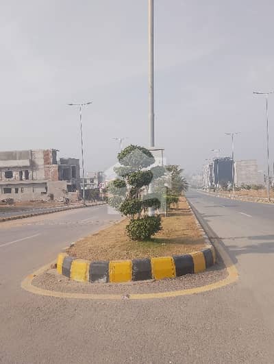 Prime Investment Opportunity in DHA Phase 5!  DHA Phase 5 Islamabad ke mein dream home banayein ya behtareen investment karein! Ready to construct plot ab sale ke liye available