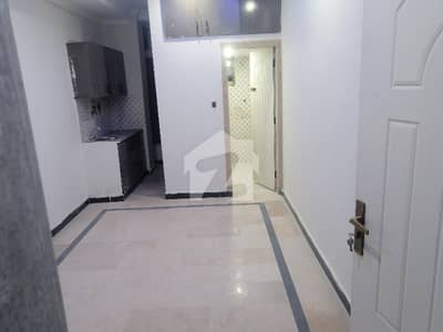 Bachelor Flat For Rent In Wakeel Colony Gulzar E Quaid