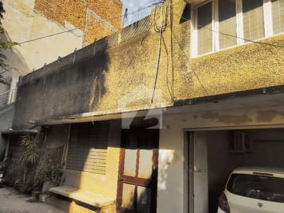 1 Kanal Double Storey House With Basement Available For Sale