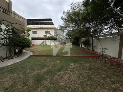 1000 Yards Bungalow Available for Rent in DHA Phase 5