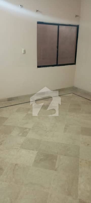 گلشن اقبال - بلاک 13-ڈی2 گلشنِ اقبال,گلشنِ اقبال ٹاؤن,کراچی میں 3 کمروں کا 10 مرلہ بالائی پورشن 75.0 ہزار میں کرایہ پر دستیاب ہے۔