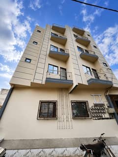 Main Shahrah-e-Faisal Facing 3 rooms, rental value 30000 no commission