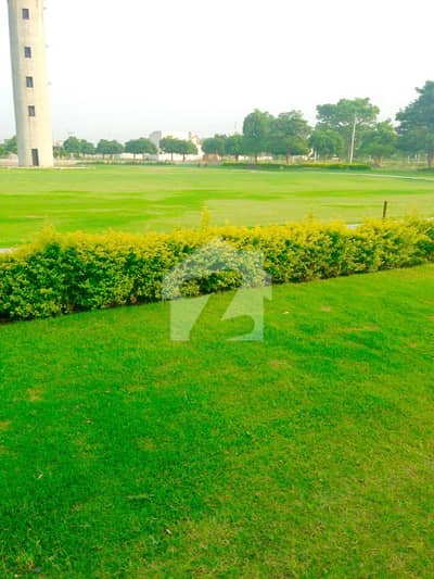 10 Marla Near to Park Beautiful Plot For Sale 10 Marla Near to Park Beautiful Plot For Sale