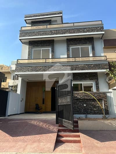 G13/1 Brand New House For Sale Size 4 Marla