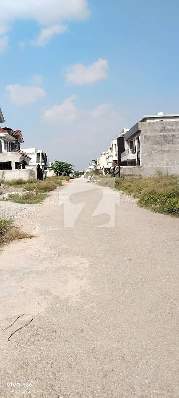 G-14/3 Possession Plot For Sale Size 40*80 Top Location Plot All Facilities Available