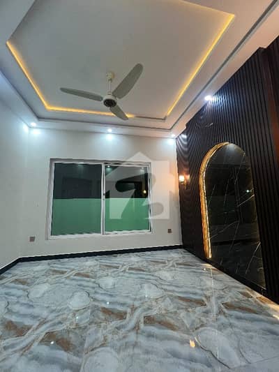 B1 5 Marla house available for sale in bahria enclave Islamabad.