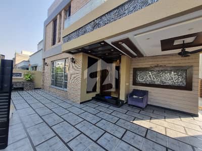 FURNISHED 10 MARLA HOUSE FOR SALE IN GULBAHAR FURNISHED 10 MARLA HOUSE FOR SALE IN GULBAHAR