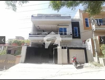 گلشن آباد راولپنڈی میں 6 کمروں کا 10 مرلہ مکان 2.7 کروڑ میں برائے فروخت۔