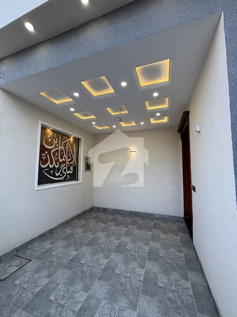 3.5 Marla Luxury House Available For Sale 3.5 Marla Luxury House Available For Sale