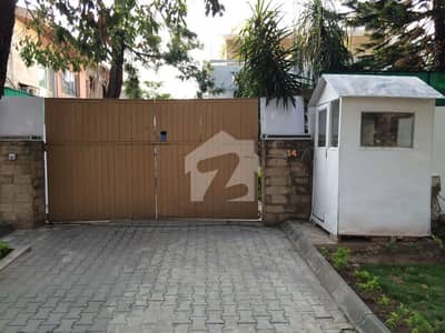 HOUSE FOR RENT IN F-7