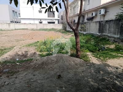 Best Investment Option 10 Marla Plot in Phase 7 Near To Park & Masjid