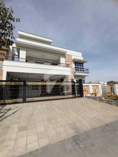 40/80( 14Marla) Brand New House Available For Sale in G13 Rent value 4.5 Lakh 40/80( 14Marla) Brand New House Available For Sale in G13 Rent value 4.5 Lakh