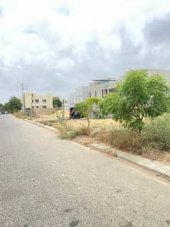 Entrance Location DHA Phase 8 Karachi | Surrounded By New Construction | Ideal For Investors & Builders