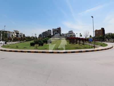5 Marla Plot on Main Boulevard Hathi Chowk