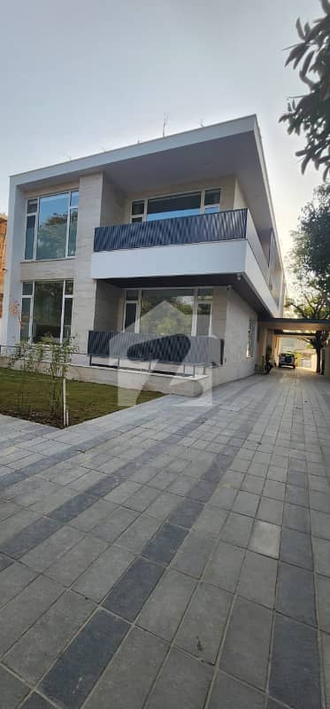 LOWER PORTION FOR RENT IN F-7