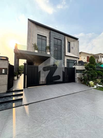 10MARLA BRAND NEW HOUSE FOR SALE