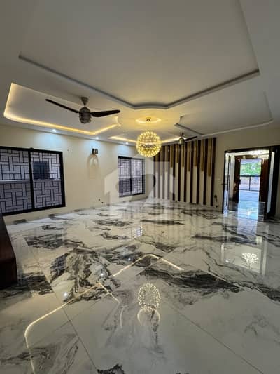 1 Kanal House Available For Rent 1 Kanal House Available For Rent