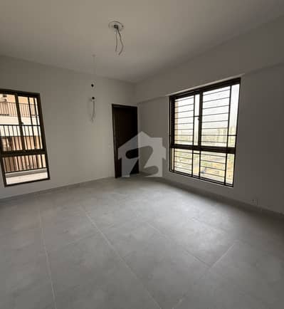 2 Bed dd Corner West Open Semi Furnished 2 Bed dd Corner West Open Semi Furnished