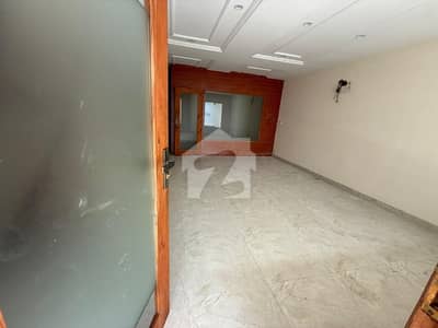 4 Marla Commercial Space For Rent