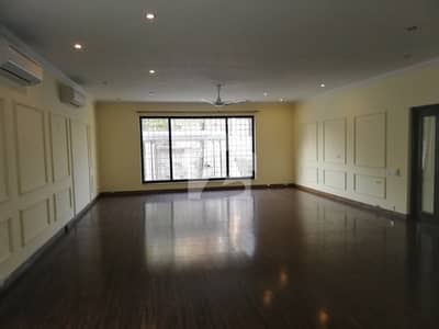 HOUSE FOR RENT IN F-7
