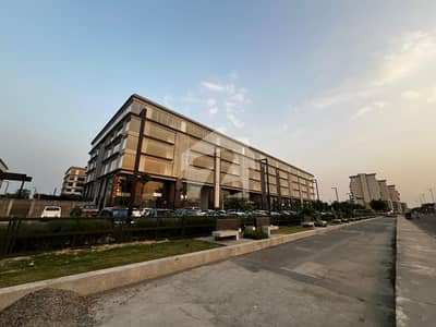 ڈی ایچ اے فیز 6 - بلاک بی فیز 6,ڈیفنس (ڈی ایچ اے),لاہور میں 2 کنال رہائشی پلاٹ 16.0 کروڑ میں برائے فروخت۔