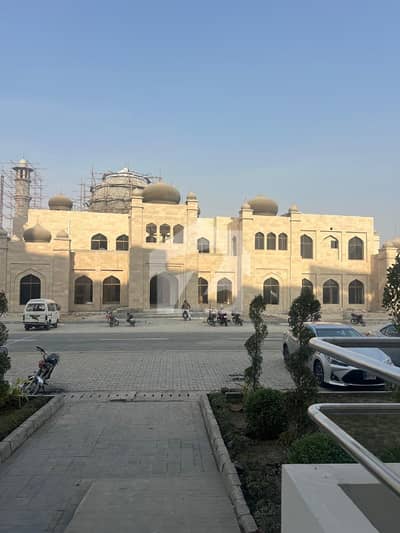 عسکری 10 عسکری,لاہور میں 4 کمروں کا 12 مرلہ فلیٹ 4.75 کروڑ میں برائے فروخت۔