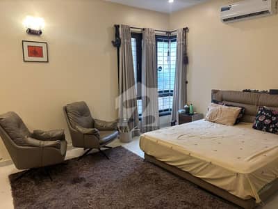 ڈی ایچ اے فیز 5 ڈی ایچ اے ڈیفینس,کراچی میں 5 کمروں کا 1 کنال مکان 7.5 لاکھ میں کرایہ پر دستیاب ہے۔