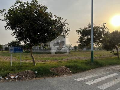 1 Kanal Residential Tetra Plots for Sale in DHA Phase 7 Block Y Lahore