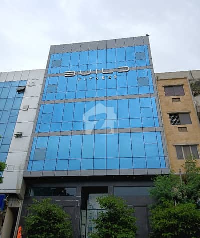 شہباز کمرشل ایریا ڈی ایچ اے فیز 6,ڈی ایچ اے ڈیفینس,کراچی میں 9 مرلہ دفتر 5.6 کروڑ میں برائے فروخت۔