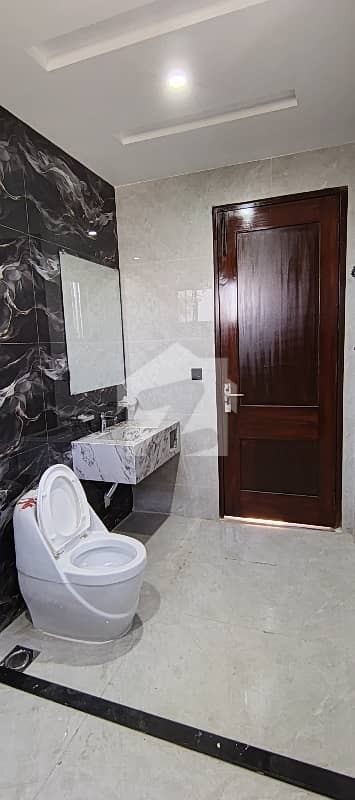 Brand New Luxurious 8 Marla Upper Portion Available For Rent Brand New Luxurious 8 Marla Upper Portion Available For Rent