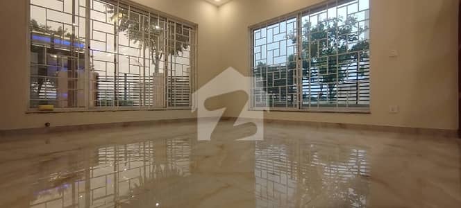 3 Bedroom Tile Floor Upper Portion Available For Rent In Cbr Town Phase 1 With All Facilities 3 Bedroom Tile Floor Upper Portion Available For Rent In Cbr Town Phase 1 With All Facilities