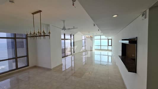 EMAAR OCEANFRONT 3BED DD APARTMENT AVAILABLE ON RENT IN PEARL TOWERS.
